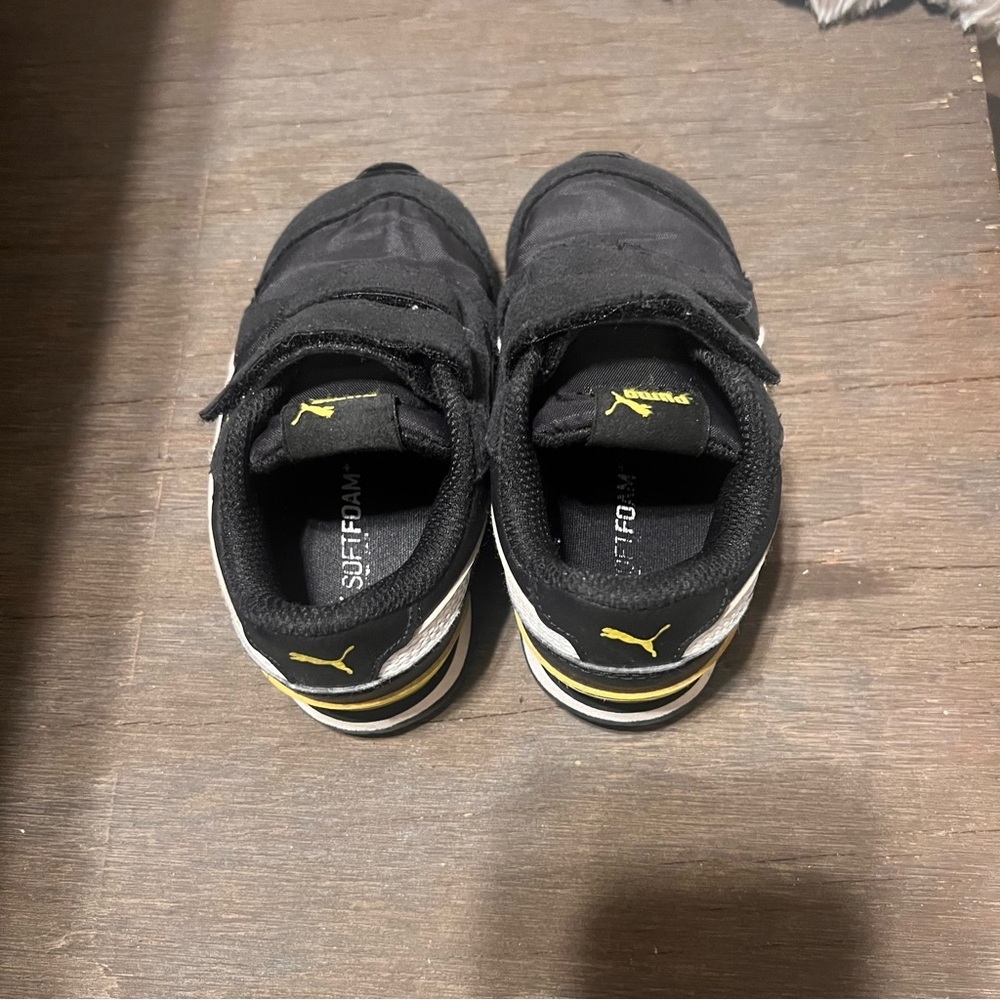 Puma Black and Yellow Athletic Shoes